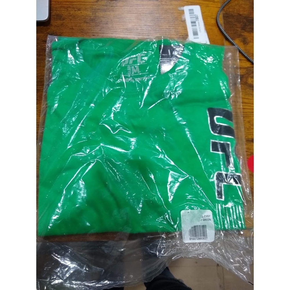 UFC Kelly Green Side Logo Short Sleeve Medium Tee